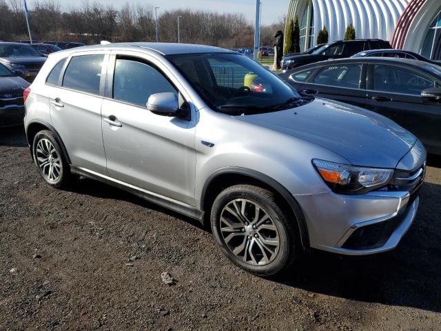 82643644-2019-mitsubishi-outlander_4