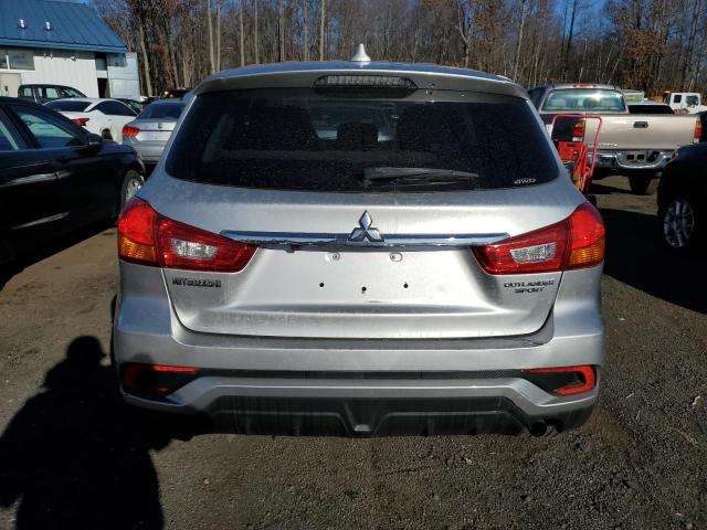 82643644-2019-mitsubishi-outlander_6