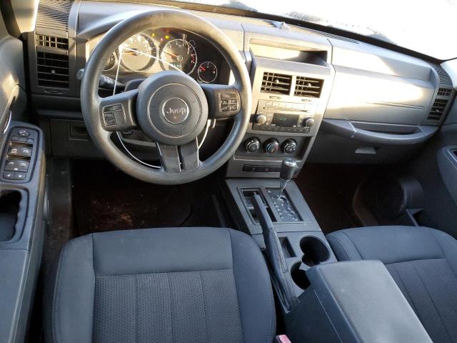 82646763-2012-jeep-liberty_8