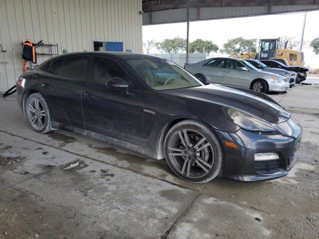 82674954-2011-porsche-panamera_4