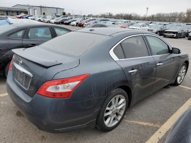 82686474-2010-nissan-maxima_3