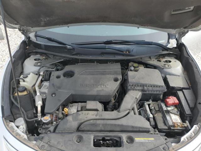 82688724-2015-nissan-altima_11