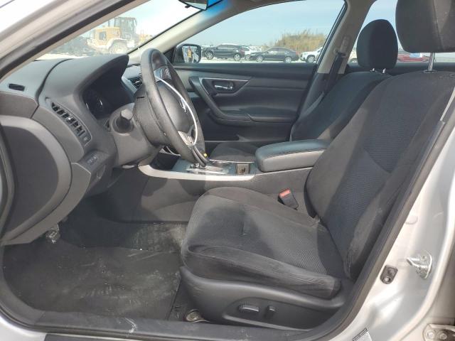 82688724-2015-nissan-altima_7