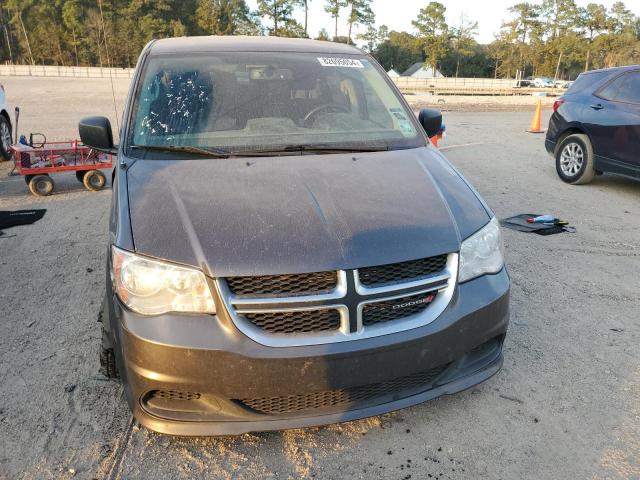 82695054-2017-dodge-caravan_5