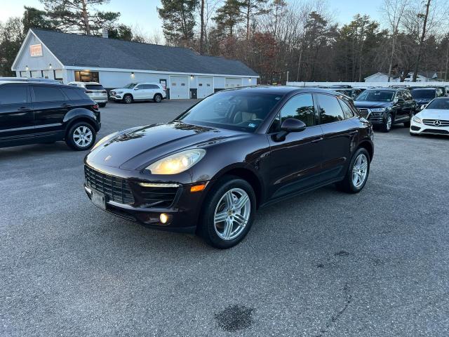 82709374-2015-porsche-macan_2