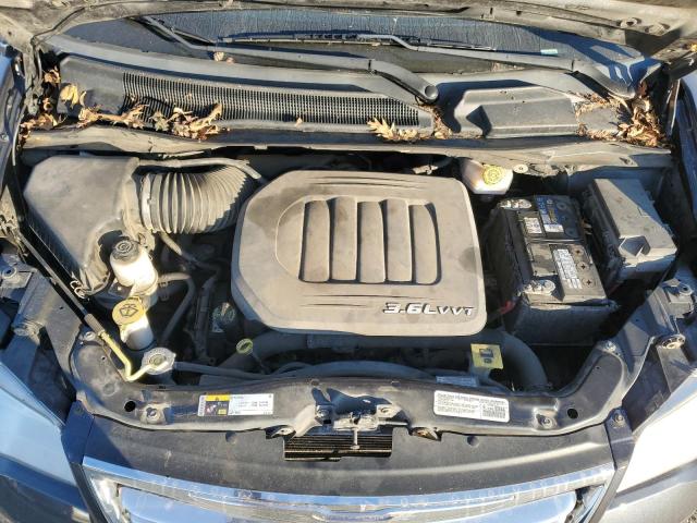 82719914-2014-chrysler-minivan_12