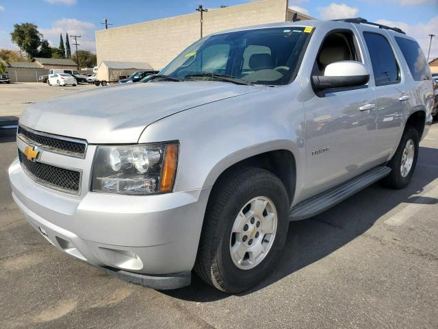 82721144-2014-chevrolet-tahoe_2