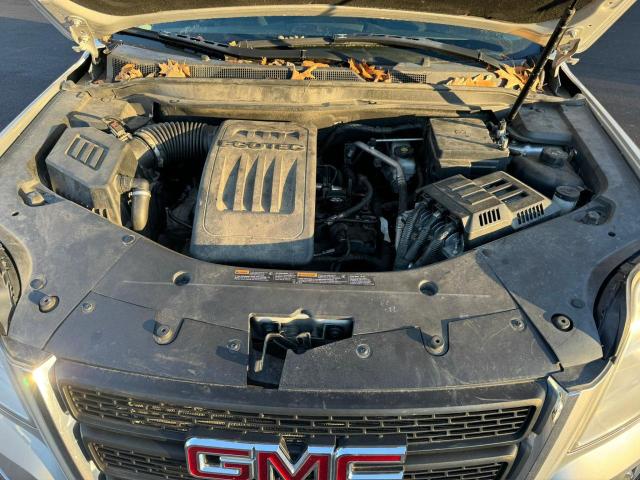 82755434-2015-gmc-terrain_9