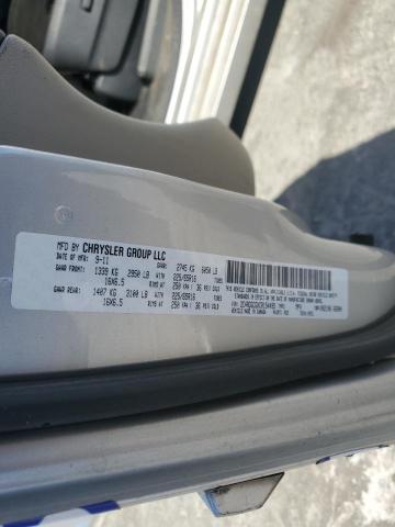 82761593-2012-dodge-caravan_13