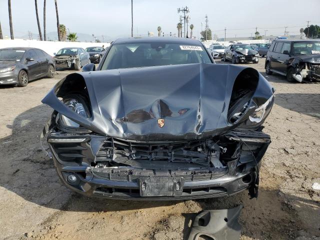 82764643-2017-porsche-macan_5