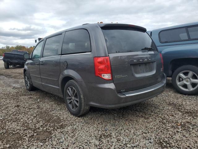 82809813-2017-dodge-caravan_2