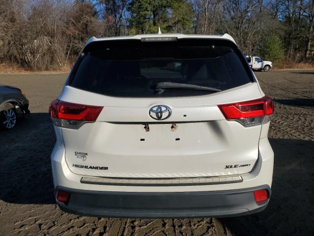 82812384-2019-toyota-highlander_6