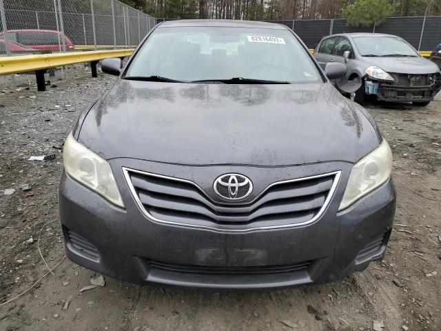 82816493-2011-toyota-camry_5