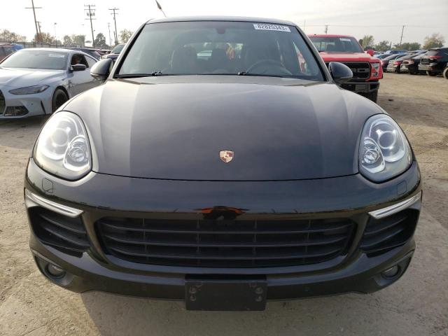 82825343-2017-porsche-cayenne_5