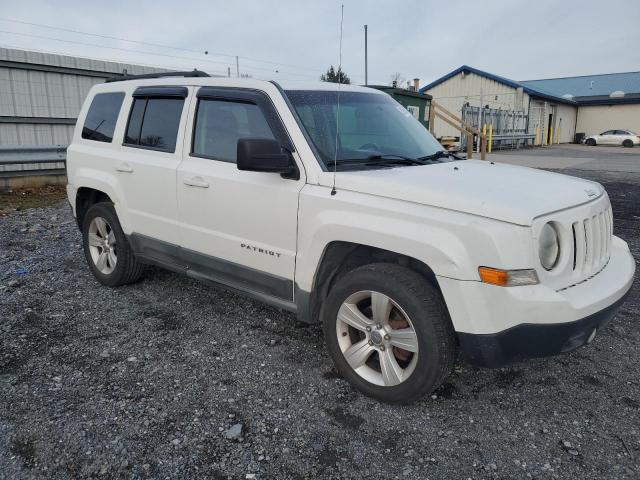 82853384-2011-jeep-patriot_4