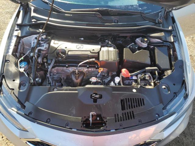 82887994-2019-acura-ilx_11