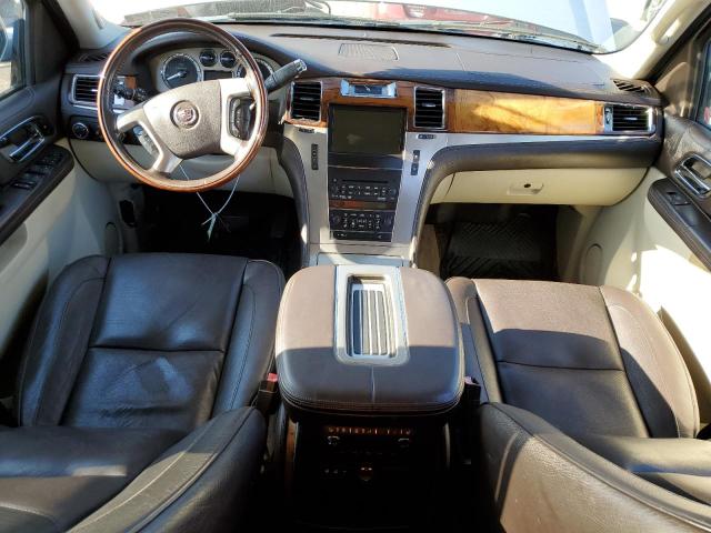 82891583-2011-cadillac-escalade_8