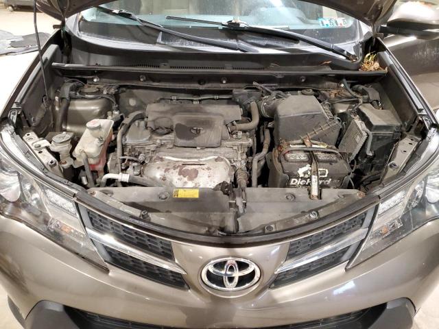 82915454-2015-toyota-rav4_12