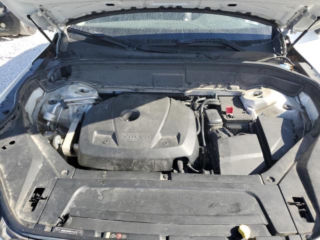 82932954-2016-volvo-xc90_12