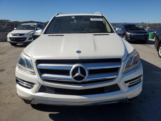 82934234-2016-mercedes-benz-gl-class_5