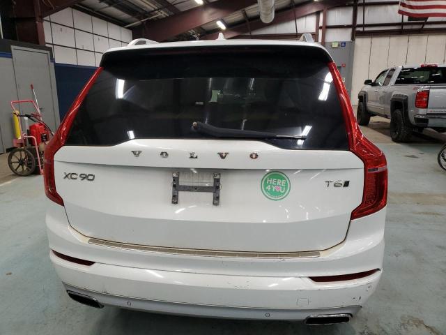 82957524-2016-volvo-xc90_6