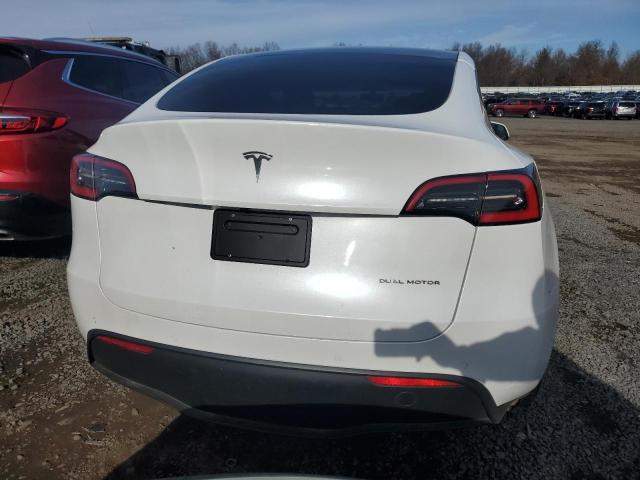 82976974-2020-tesla-model-y_6