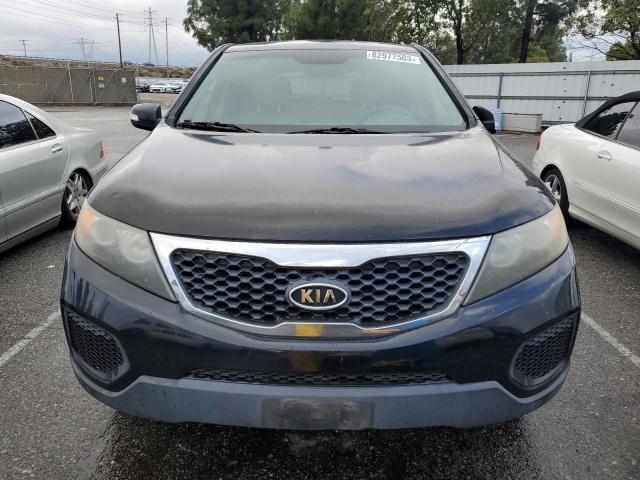 82977503-2011-kia-sorento_5