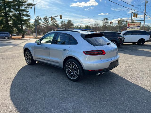 83050484-2018-porsche-macan_3