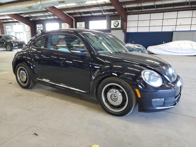 83059074-2015-volkswagen-beetle_4