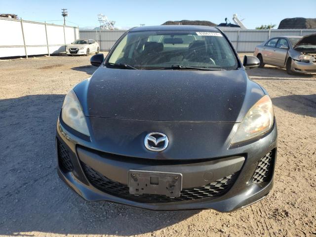 83067774-2013-mazda-3_5