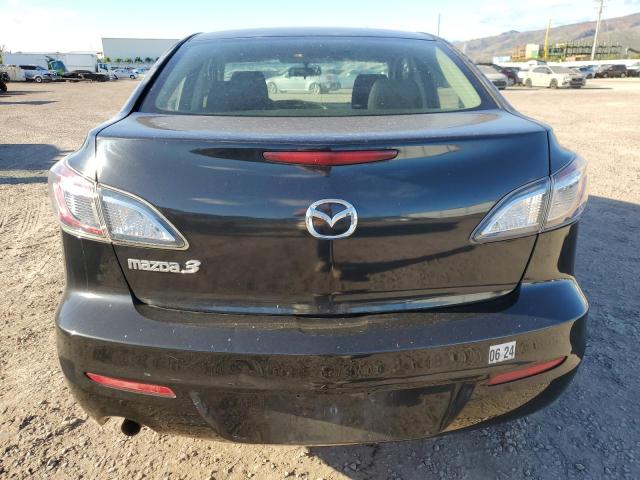 83067774-2013-mazda-3_6