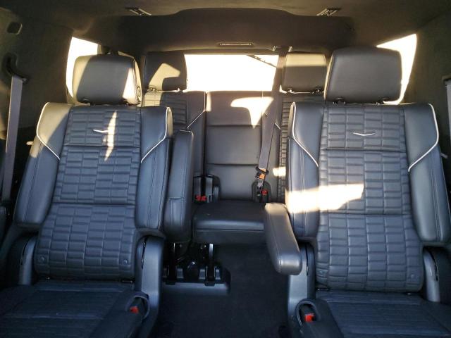 83071824-2022-cadillac-escalade_10