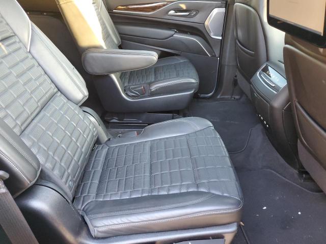 83071824-2022-cadillac-escalade_11