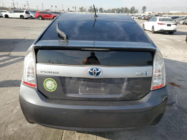 83097094-2013-toyota-prius_6