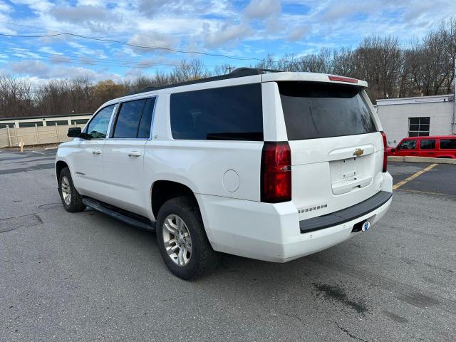 83120654-2015-chevrolet-suburban_2