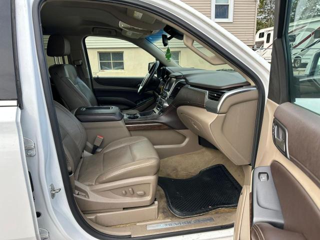 83120654-2015-chevrolet-suburban_8