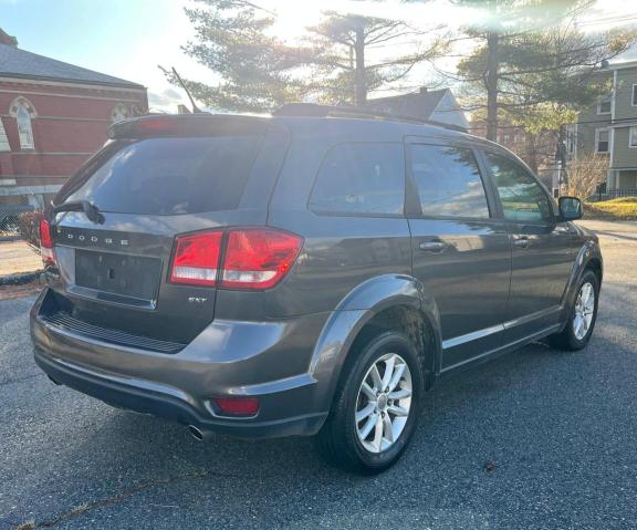 83243274-2017-dodge-journey_4