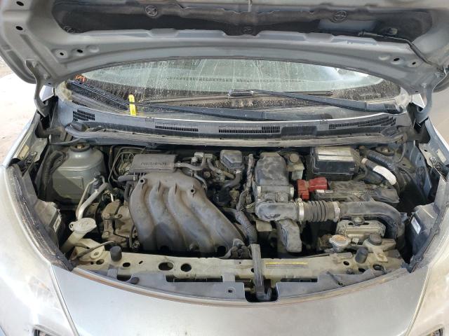 83266444-2014-nissan-versa_11