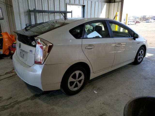 83266704-2015-toyota-prius_3