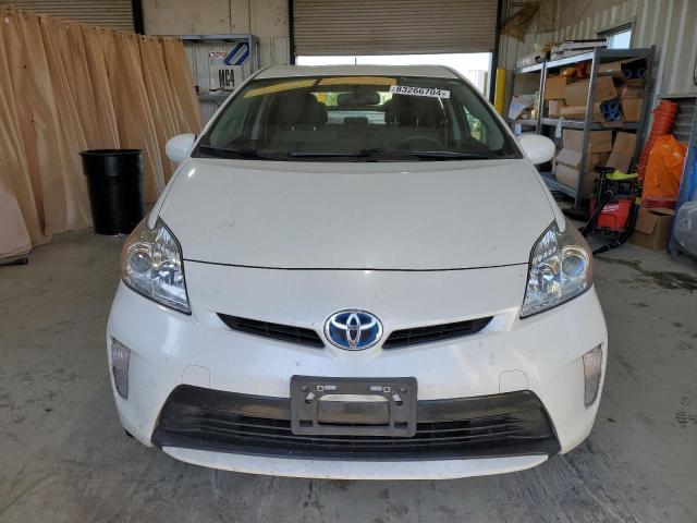 83266704-2015-toyota-prius_5