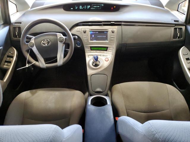 83266704-2015-toyota-prius_8