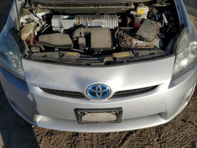 83281394-2011-toyota-prius_11