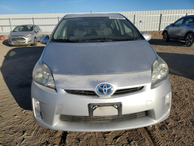 83281394-2011-toyota-prius_5