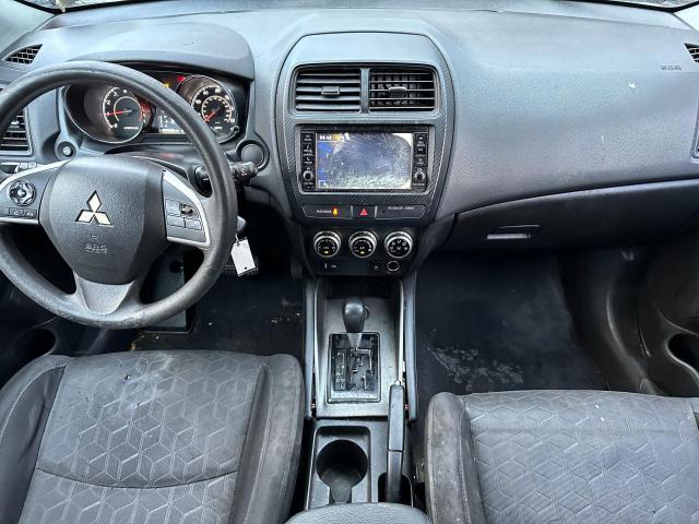 83447384-2021-mitsubishi-outlander_9