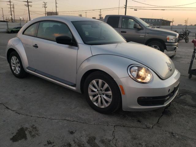 83493534-2013-volkswagen-beetle_4