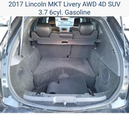 83495984-2017-lincoln-mkt_6