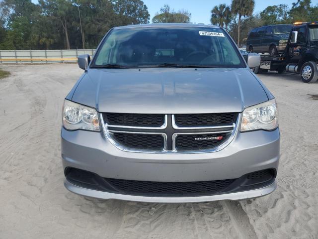 83554454-2016-dodge-caravan_5