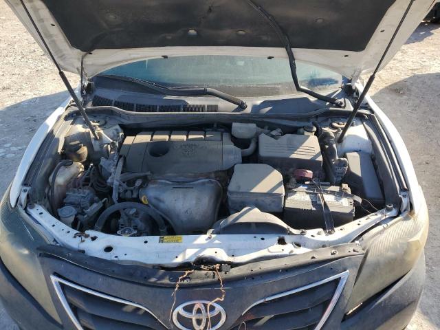 83614744-2011-toyota-camry_11