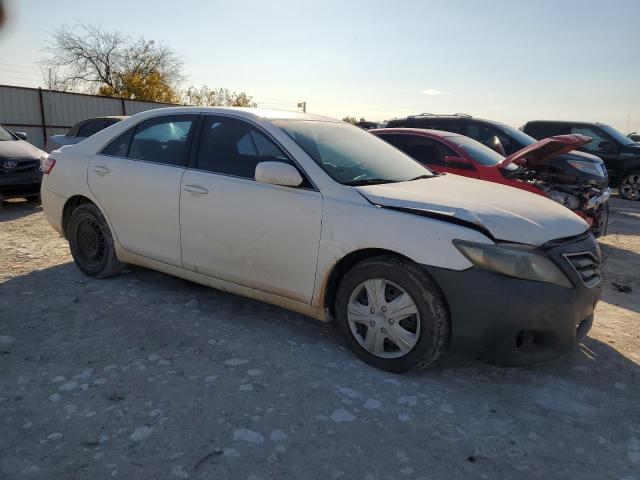 83614744-2011-toyota-camry_4