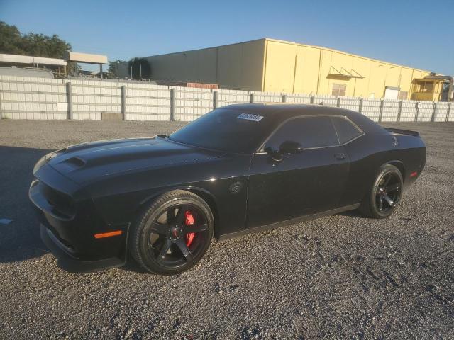 83625084-2016-dodge-challenger_1